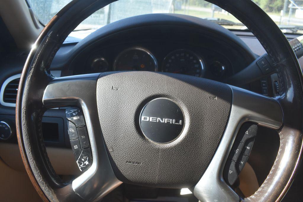2007 GMC Yukon - $8,500